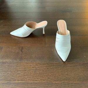White mule heels